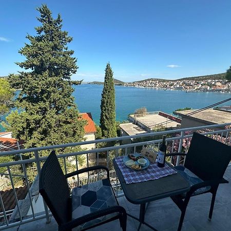 Apartment Mip Tisno Luaran gambar